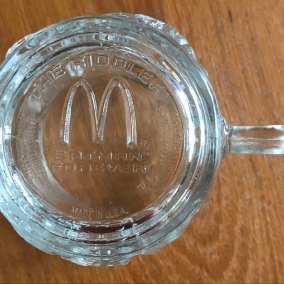 Vintage, Collectible Glass Mug (The Riddler) McDonald’s Batman Forever:1995. - Picture 2 of 3